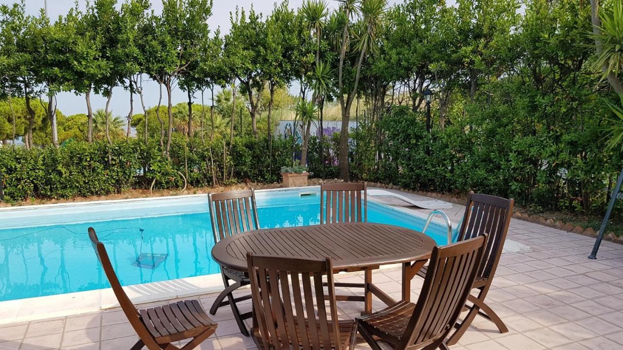 Sinilu B&B Silvi Paese Ngoại thất bức ảnh